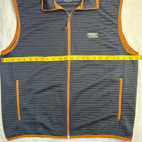 NWOT Men’s Large Reg LL Bean Airlight Sleeveless Vest Full Zip Navy Blue - Picture 5 of 8
